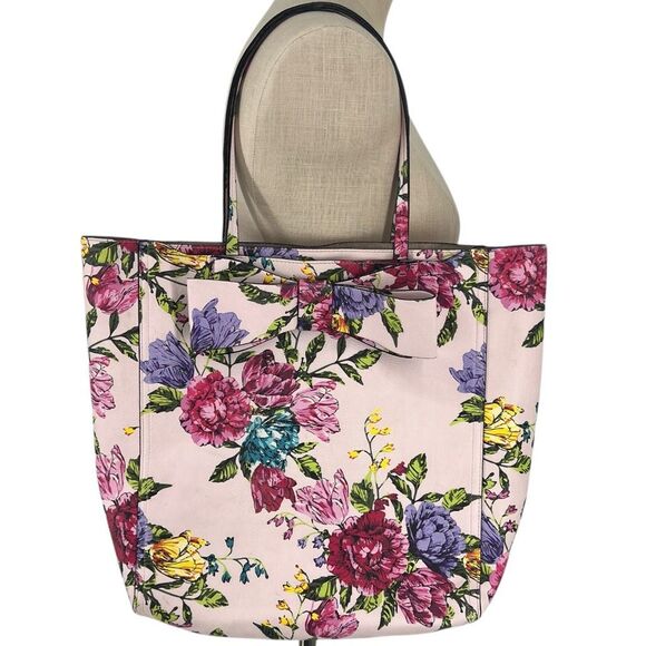 Betsey Johnson Handbags - BETSEY JOHNSON‎ Large Pink Blush Floral Bow Bag Tote Faux Leather Spring Summer